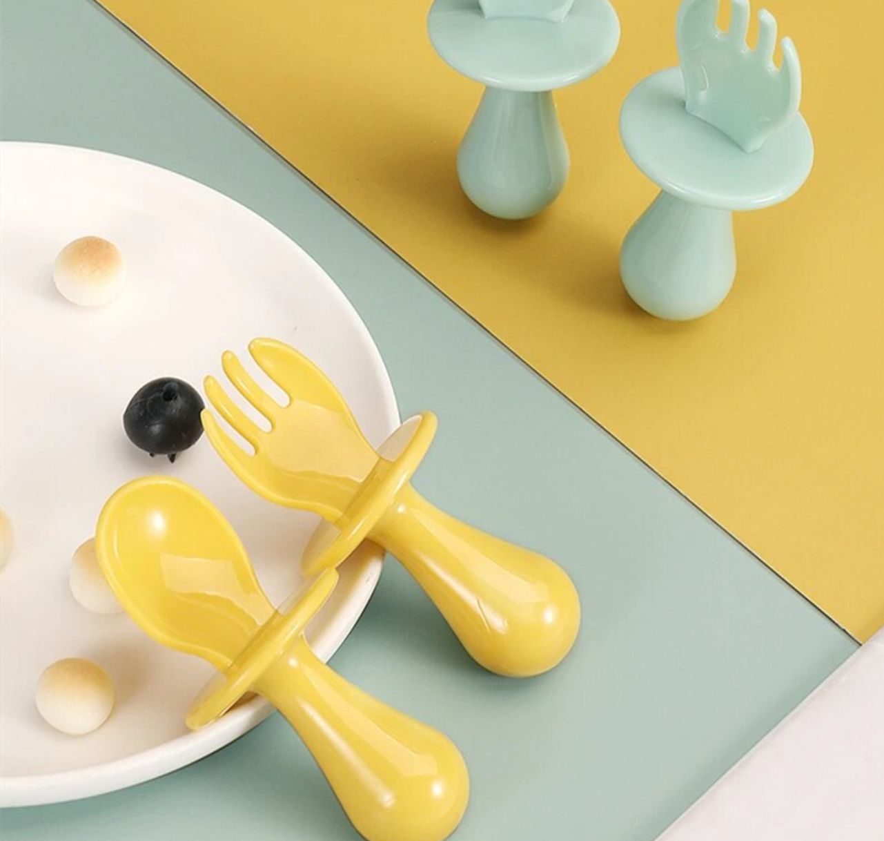 Set De Utensilios De Comer Para Bebes ( Cuchara Y Tenedor)