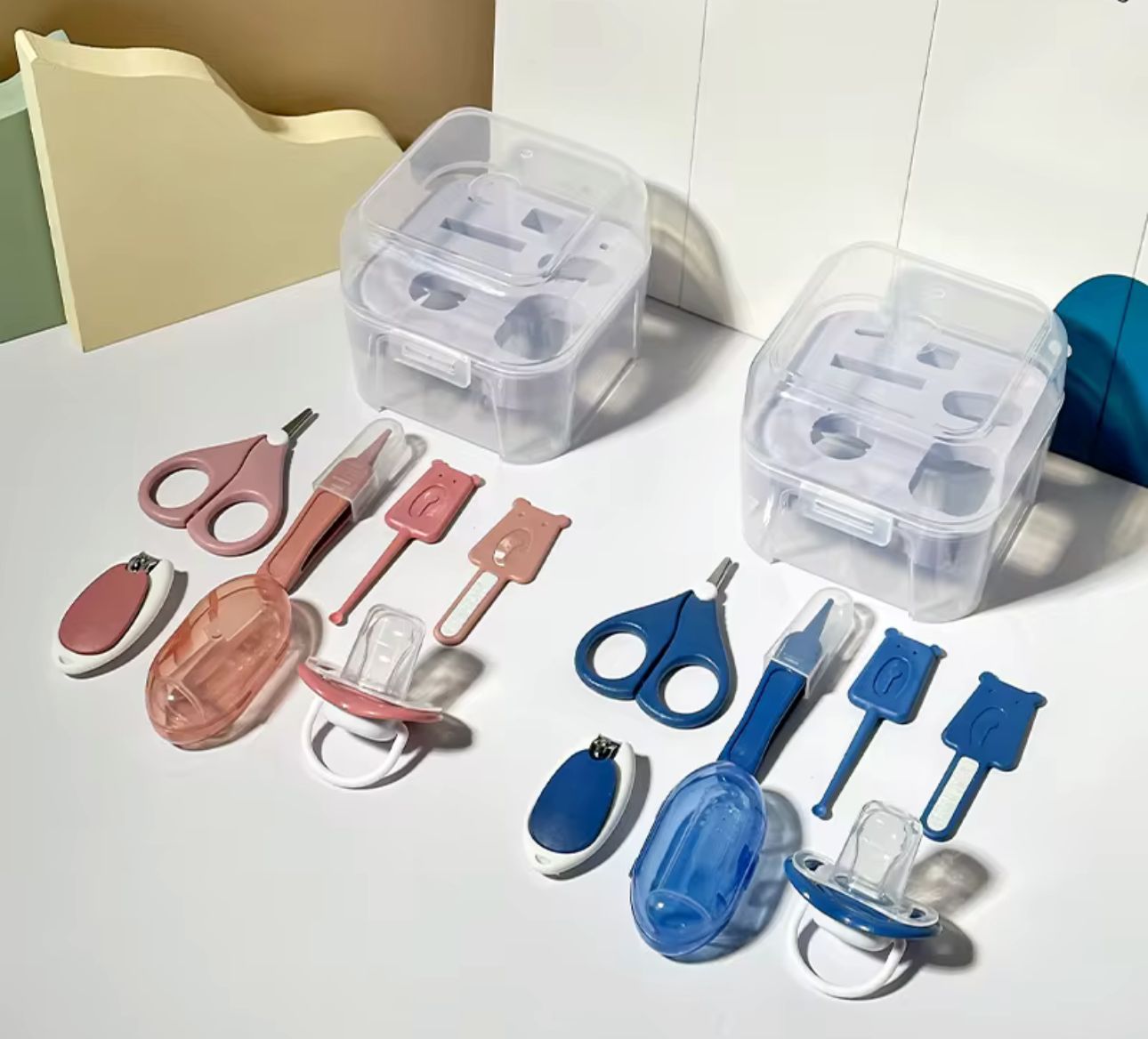 Set De Higiene Y Cuidados Del Bebe Con Cajita Plastica 7 Pcs
