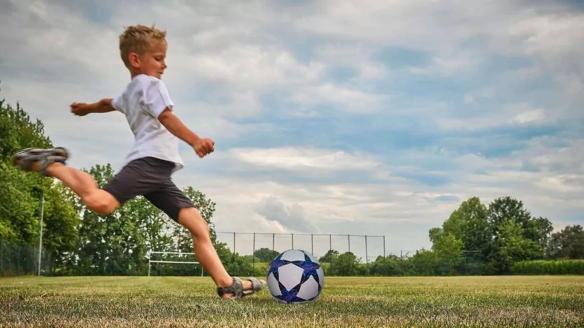 Mini pelota de fútbol infantil colorida para bebés, varios colores