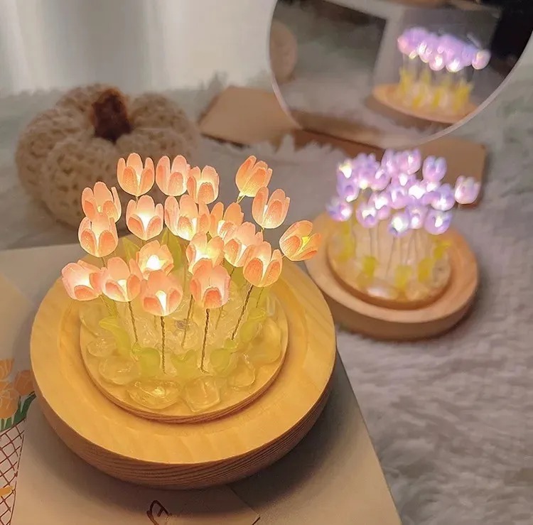 Lámpara De Noche Velador Tulipanes De Flores Eternas Adornos