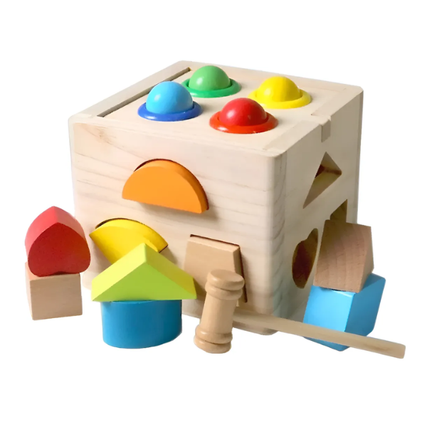 Cubo Didáctico Multi Encaje Para Martillar Juguete De Madera